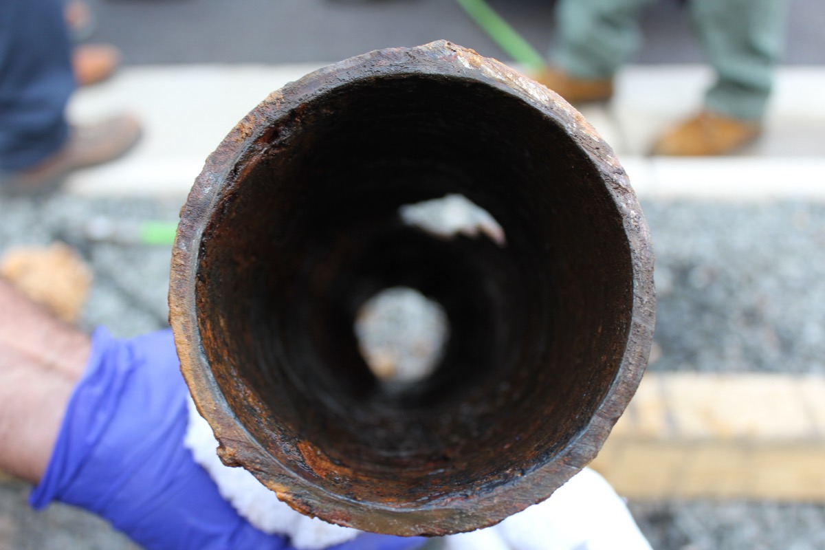 Cast iron pipe after hydro jetting